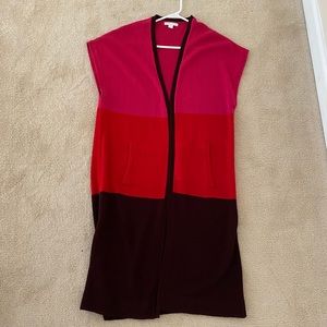 Women sleeveless duster